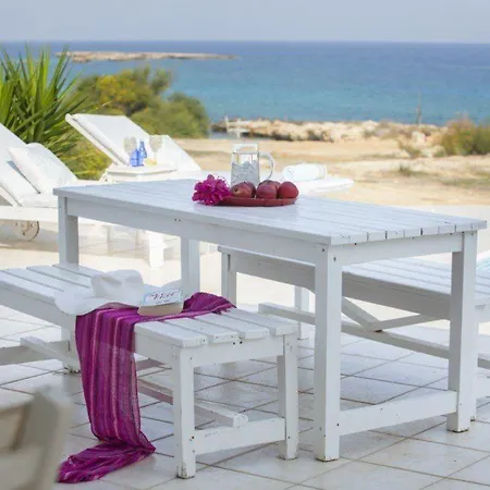 Villa Picture Renting This Beachfront Mimosa Seafront