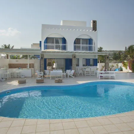 Villa Picture Renting This Beachfront Mimosa Seafront