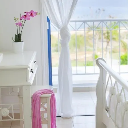 Villa Picture Renting This Beachfront Mimosa Seafront
