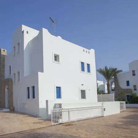 Picture Renting This Beachfront Mimosa Seafront *